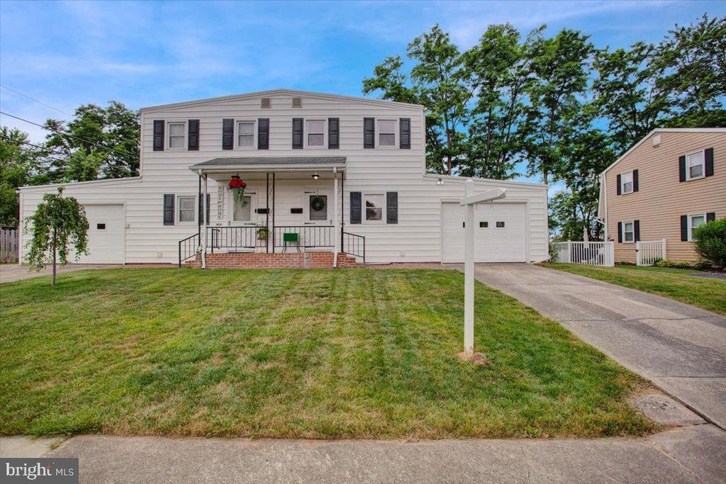 Photo of 406 W 6th Street, Lititz, PA 17543 (MLS # PALA2052306)