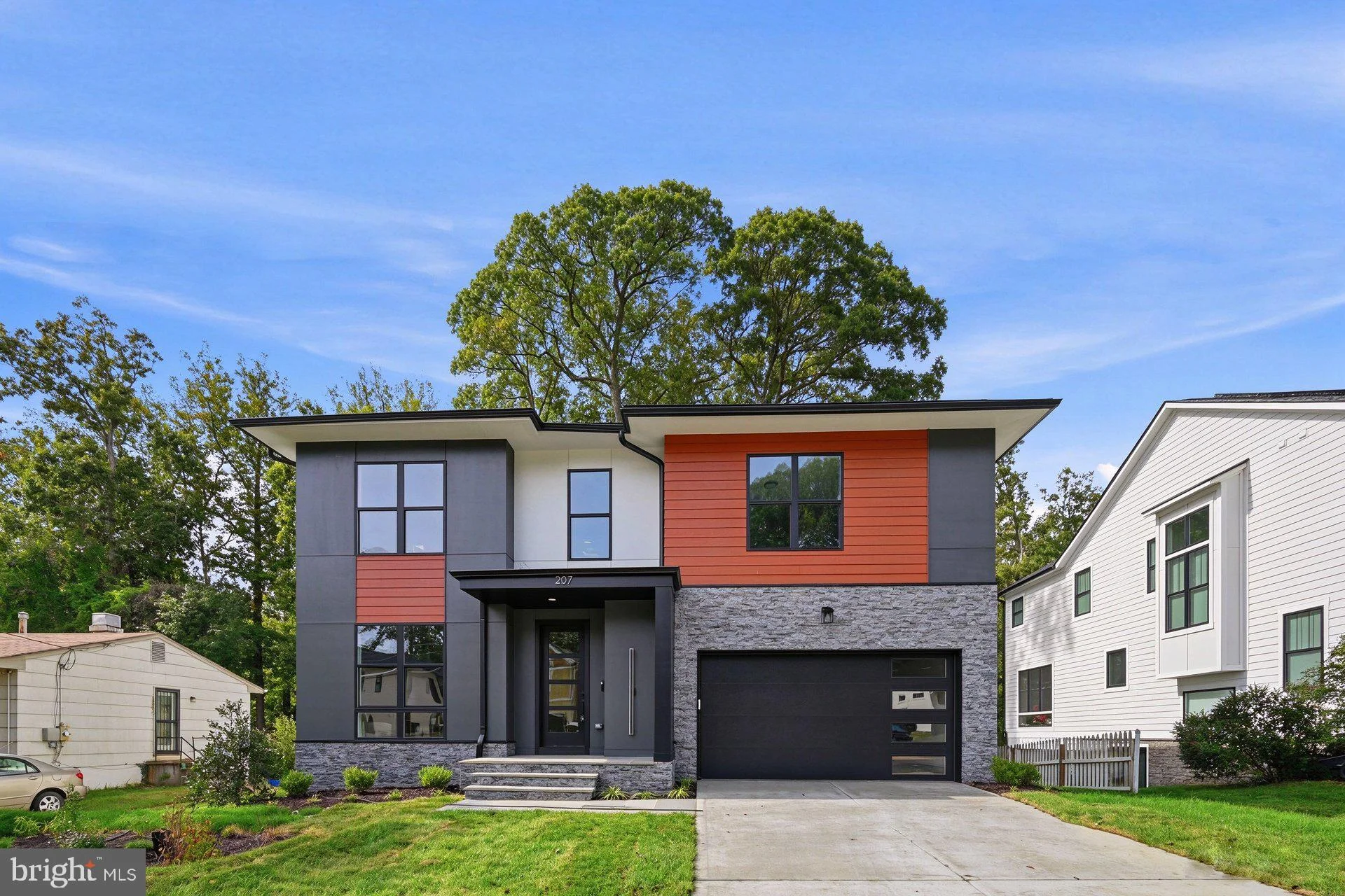 207 Patrick Street SW