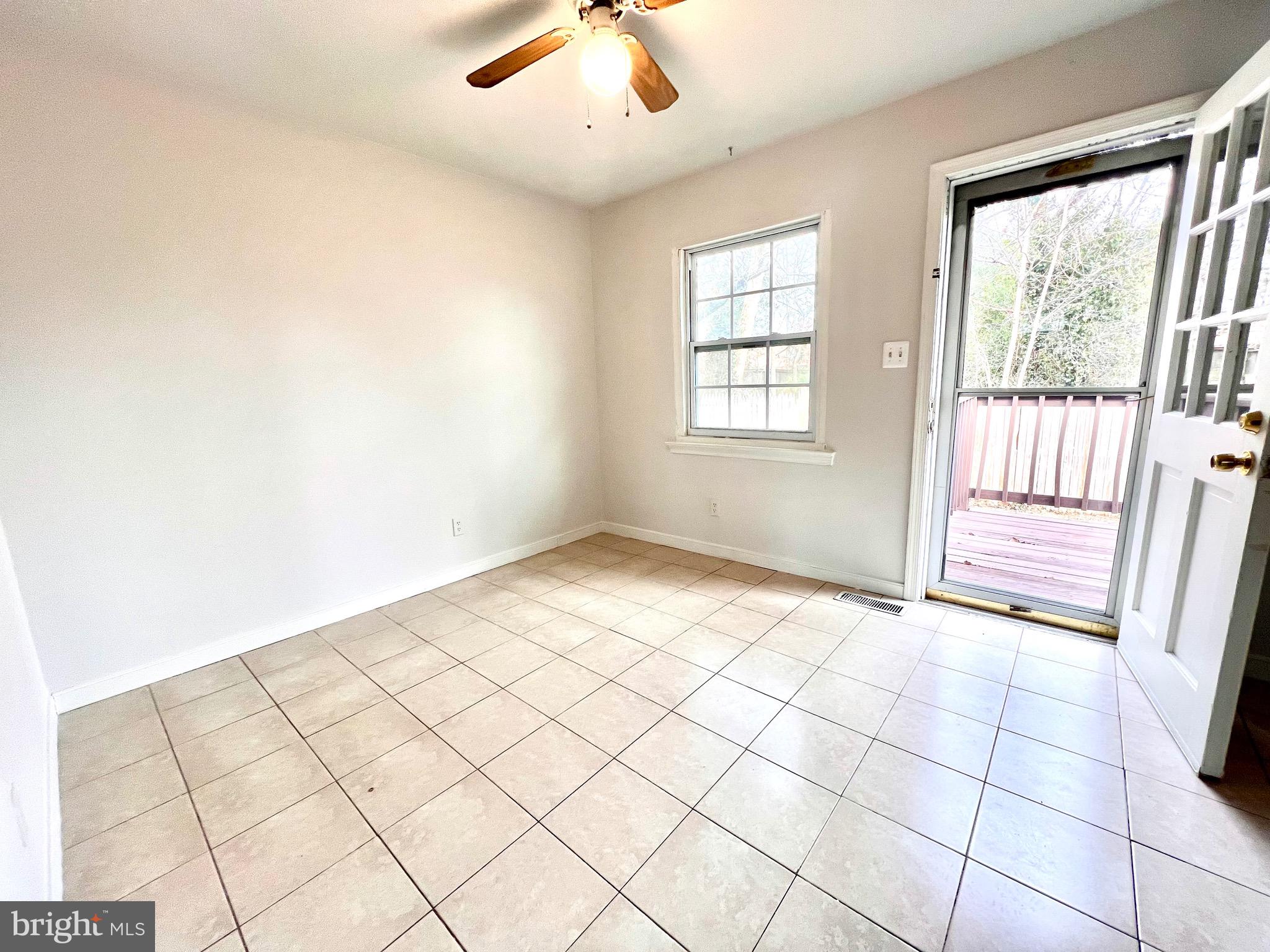 BEVERLY PARK - Residential