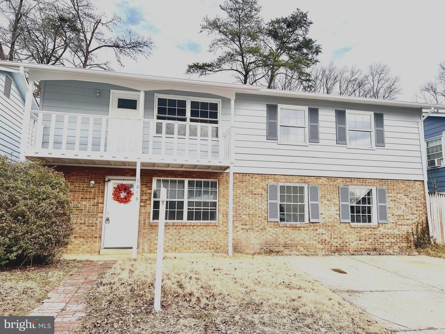 Welcome to this Contemporary-style 5-bedroom, 3 full bath home located in the Beverly Park subdivision.

Seller financing terms include 20% down payment, no credit check, 6.5 interest rate, 2 Yr Balloon. Property is being sold AS-IS. No HOA.   ROOF AND HVAC ONLY 7 YEARS OLD

The lower level features a bright living space with abundant natural light, two spacious bedrooms, a full bathroom, and additional refrigerator and cabinet space.

The main level includes a second living room with large windows and balcony access, three bedrooms, two full baths, and a spacious kitchen with room for a dining table that leads directly to the deck and backyard.

New carpeting has been installed in bedrooms and living areas.

Excellent opportunity for buyers looking to add personal touches and build instant equity.