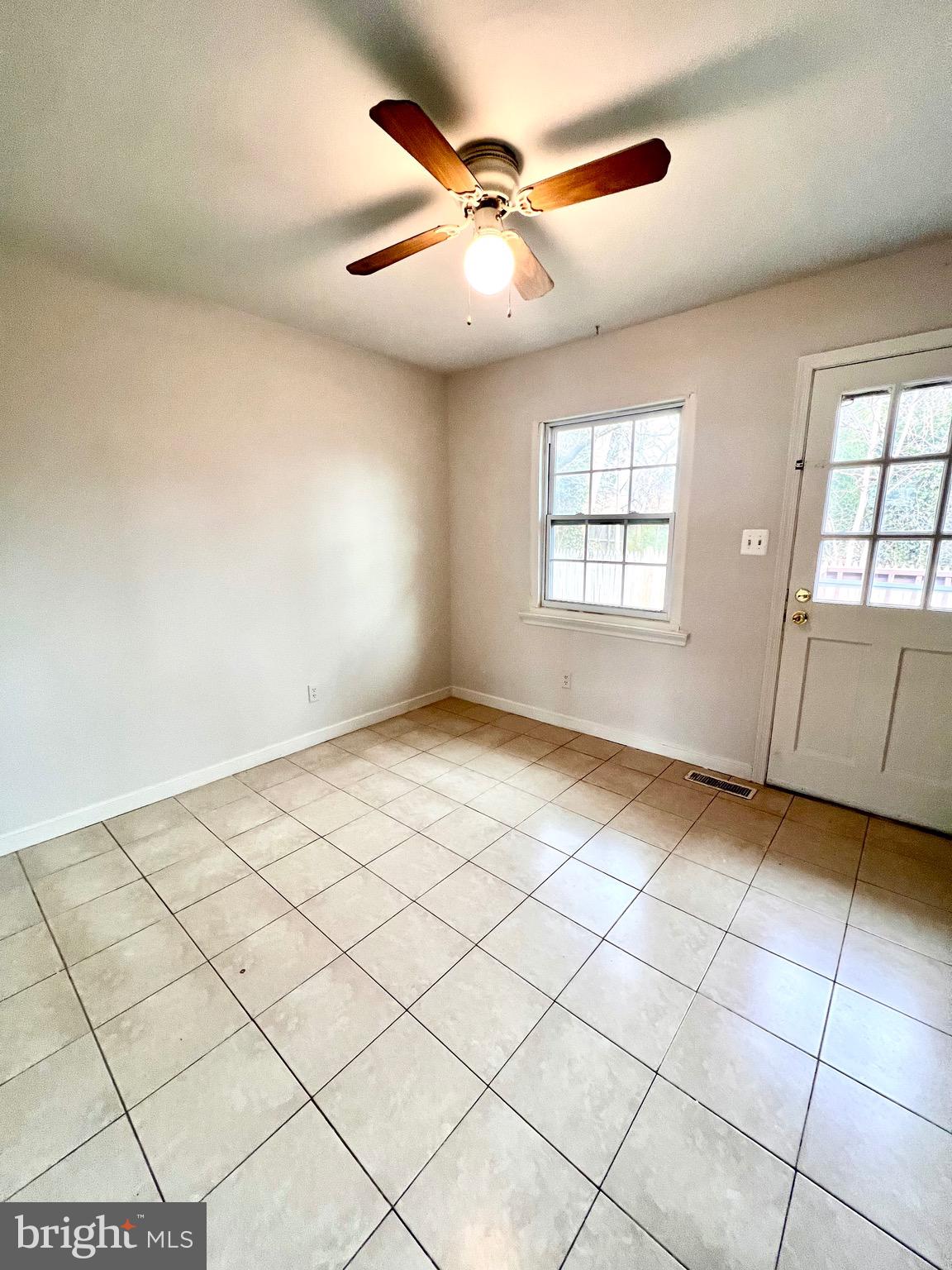 BEVERLY PARK - Residential