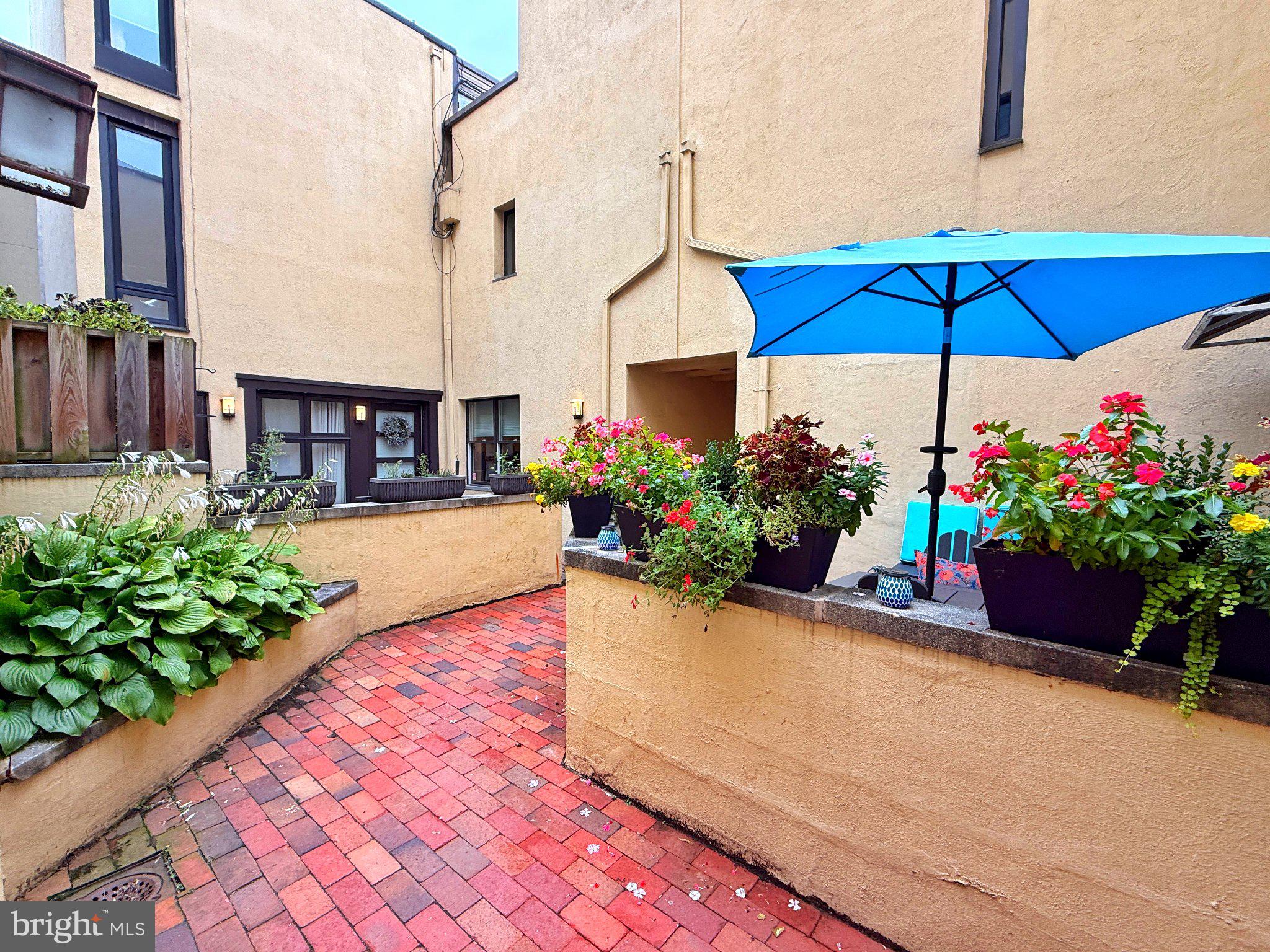 4 S ALDER STREET 4