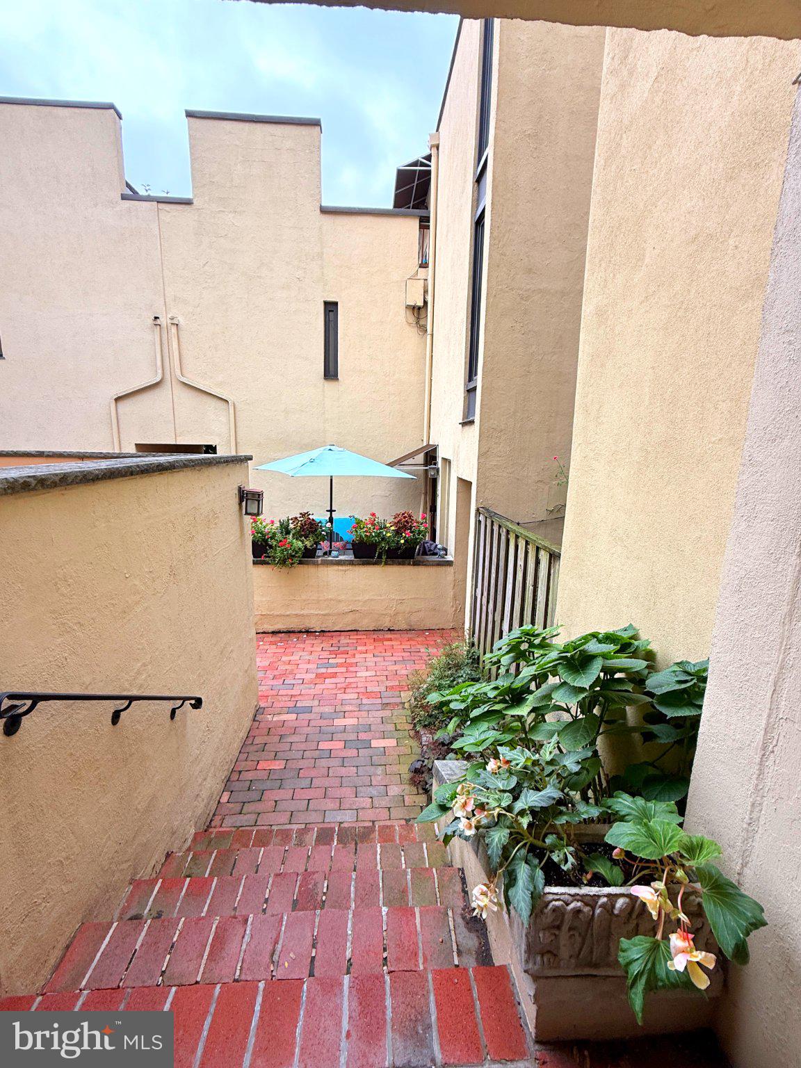 4 S ALDER STREET 4