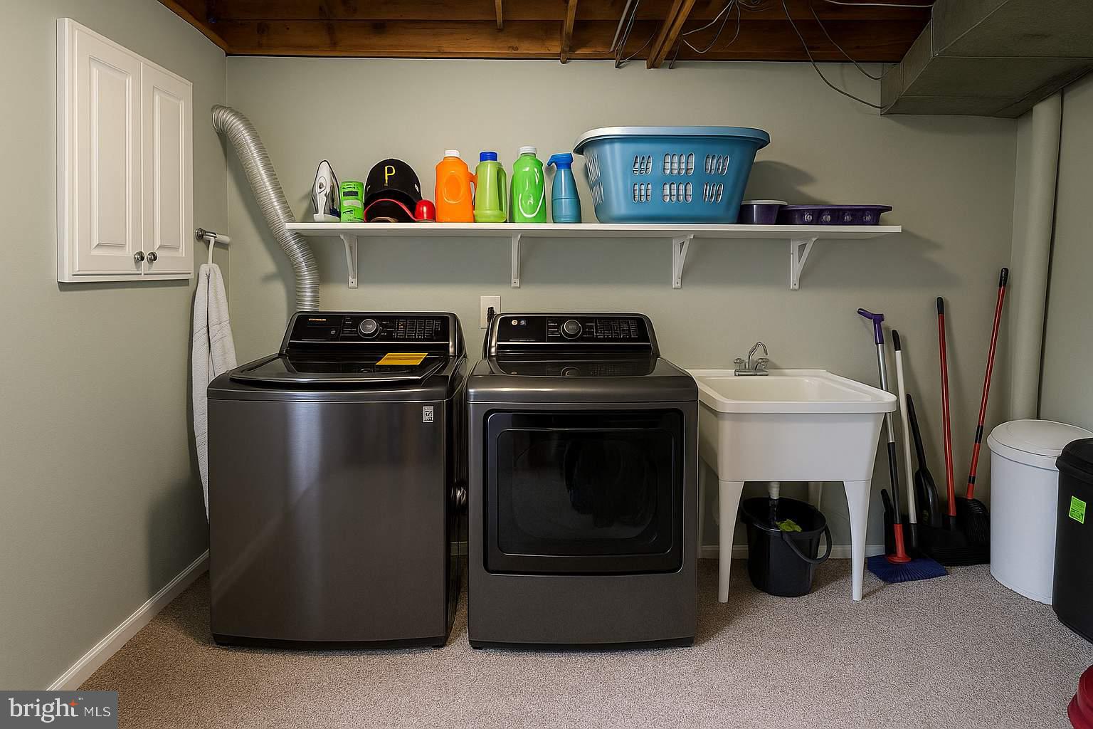 HAYFIELD FARM - Residential Lease