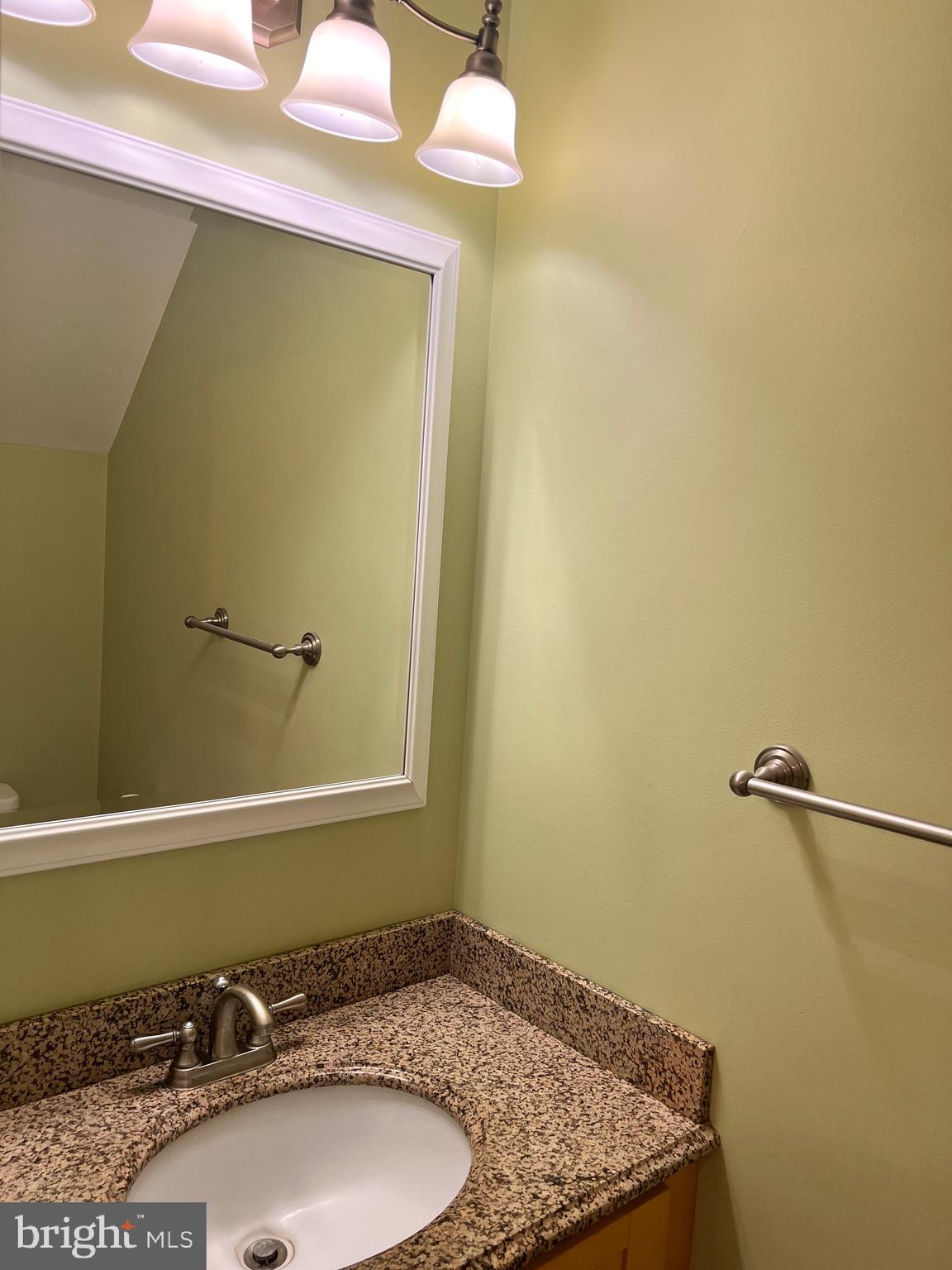 BRIDGEPOINTE - Residential