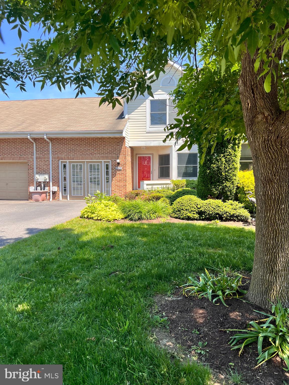 BRIDGEPOINTE - Residential