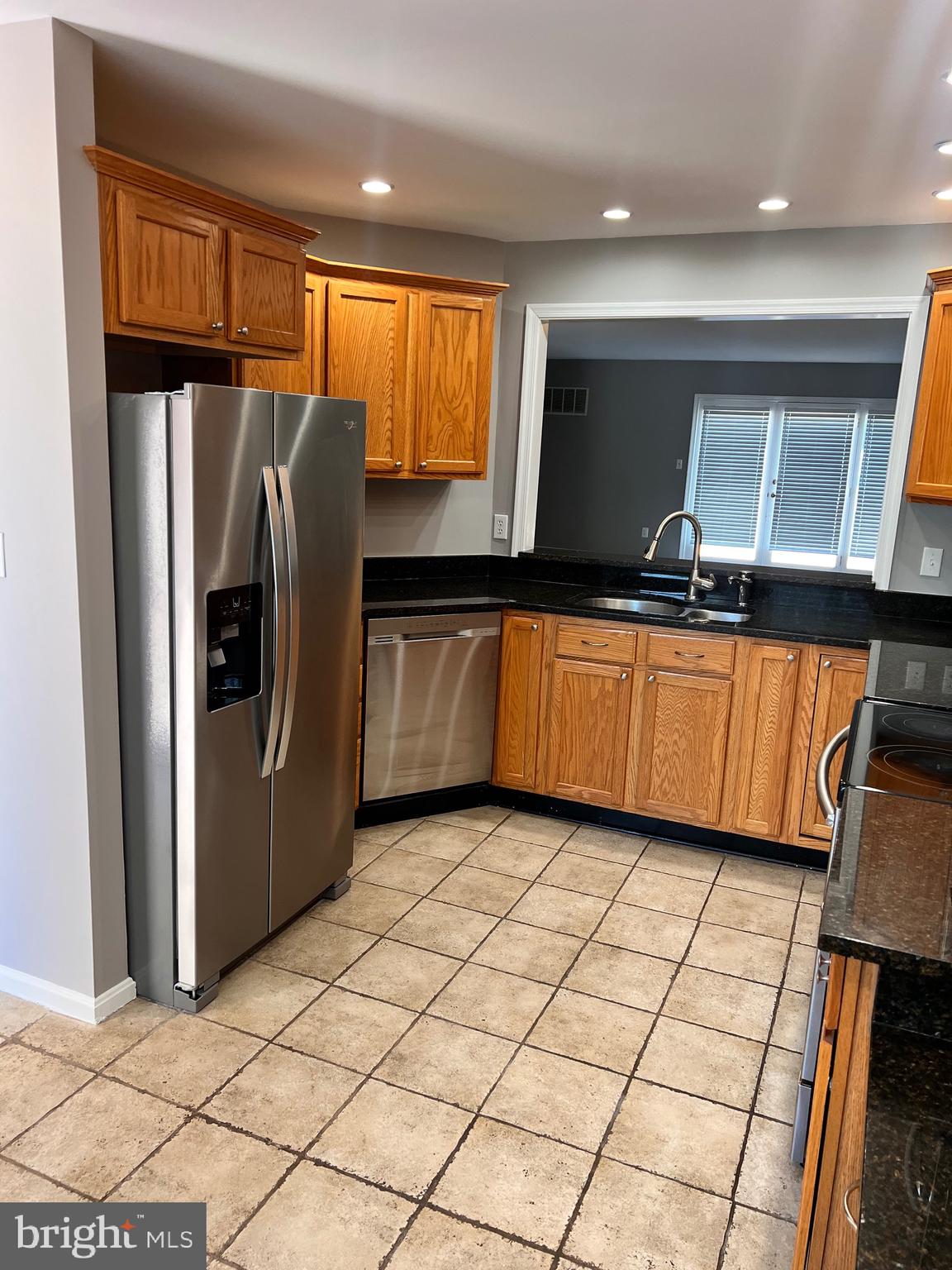 BRIDGEPOINTE - Residential