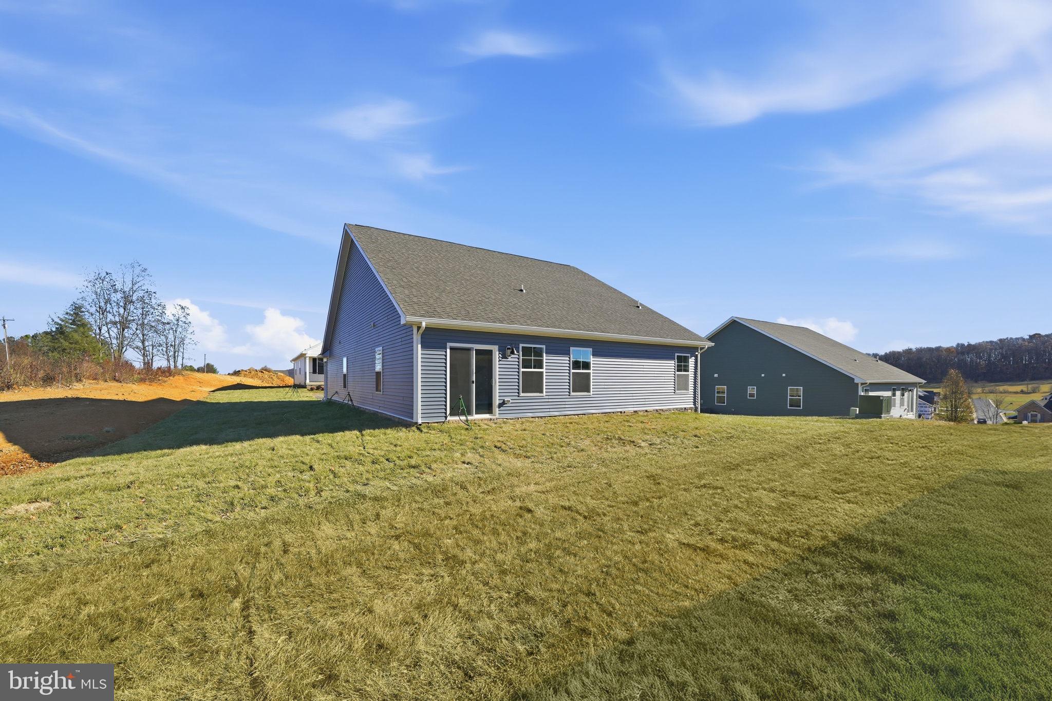 SPRING LAKES - Residential