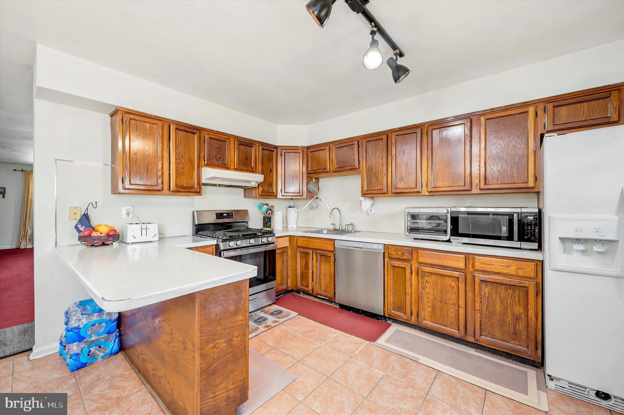 HERITAGE MANOR - Residential