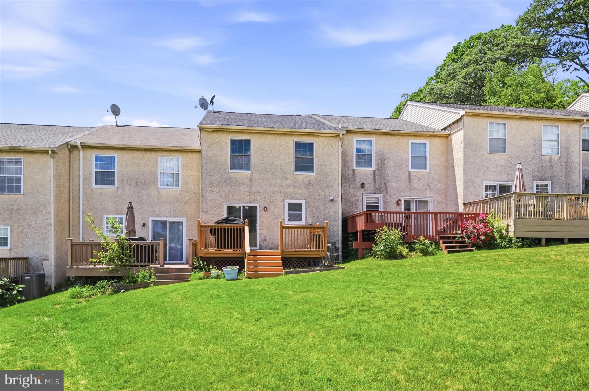 HERITAGE MANOR - Residential