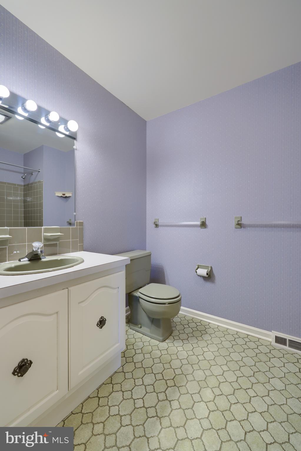 EAST HEMPFIELD TWP - Residential