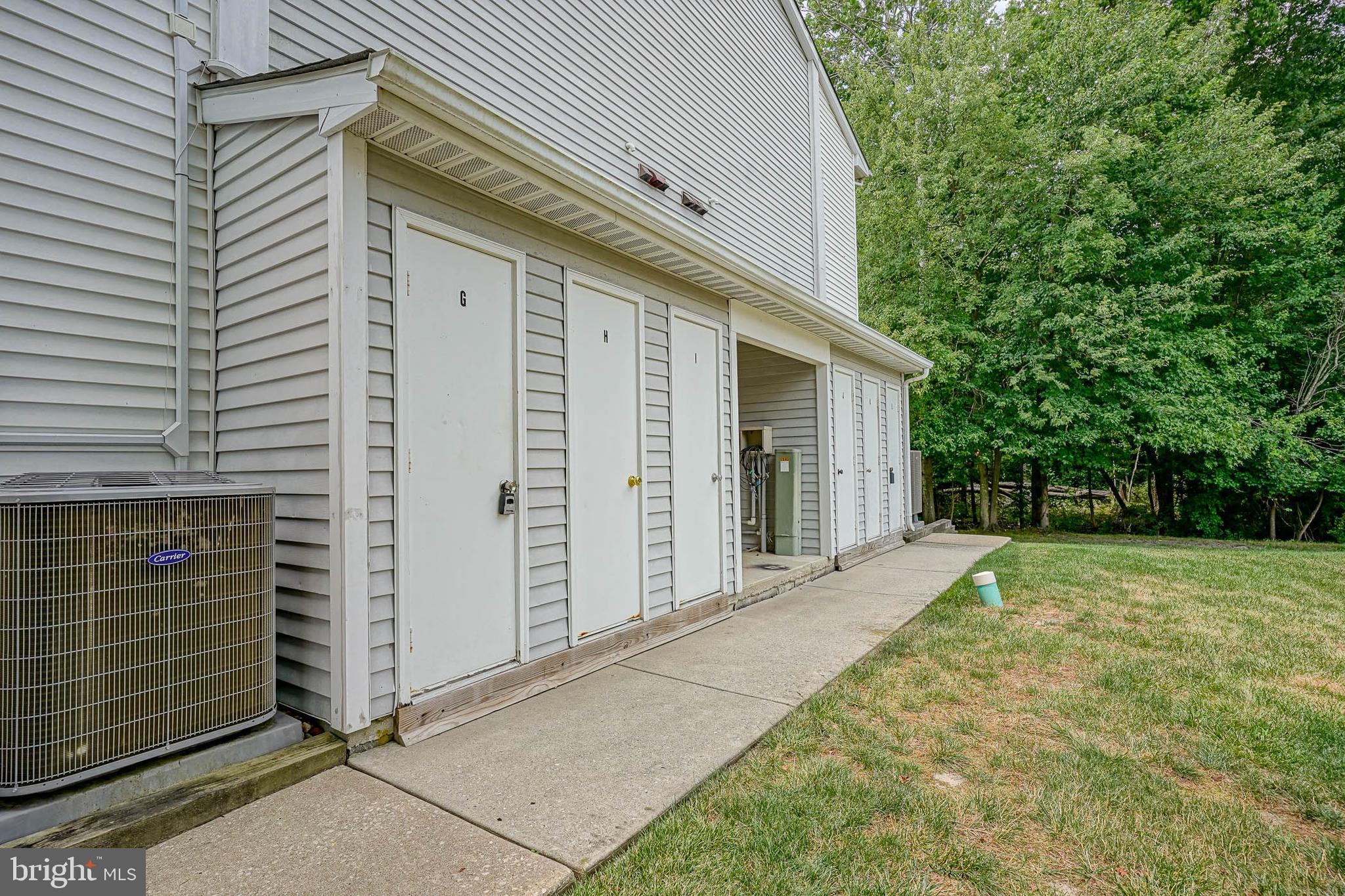 14 CRANBERRY COURT