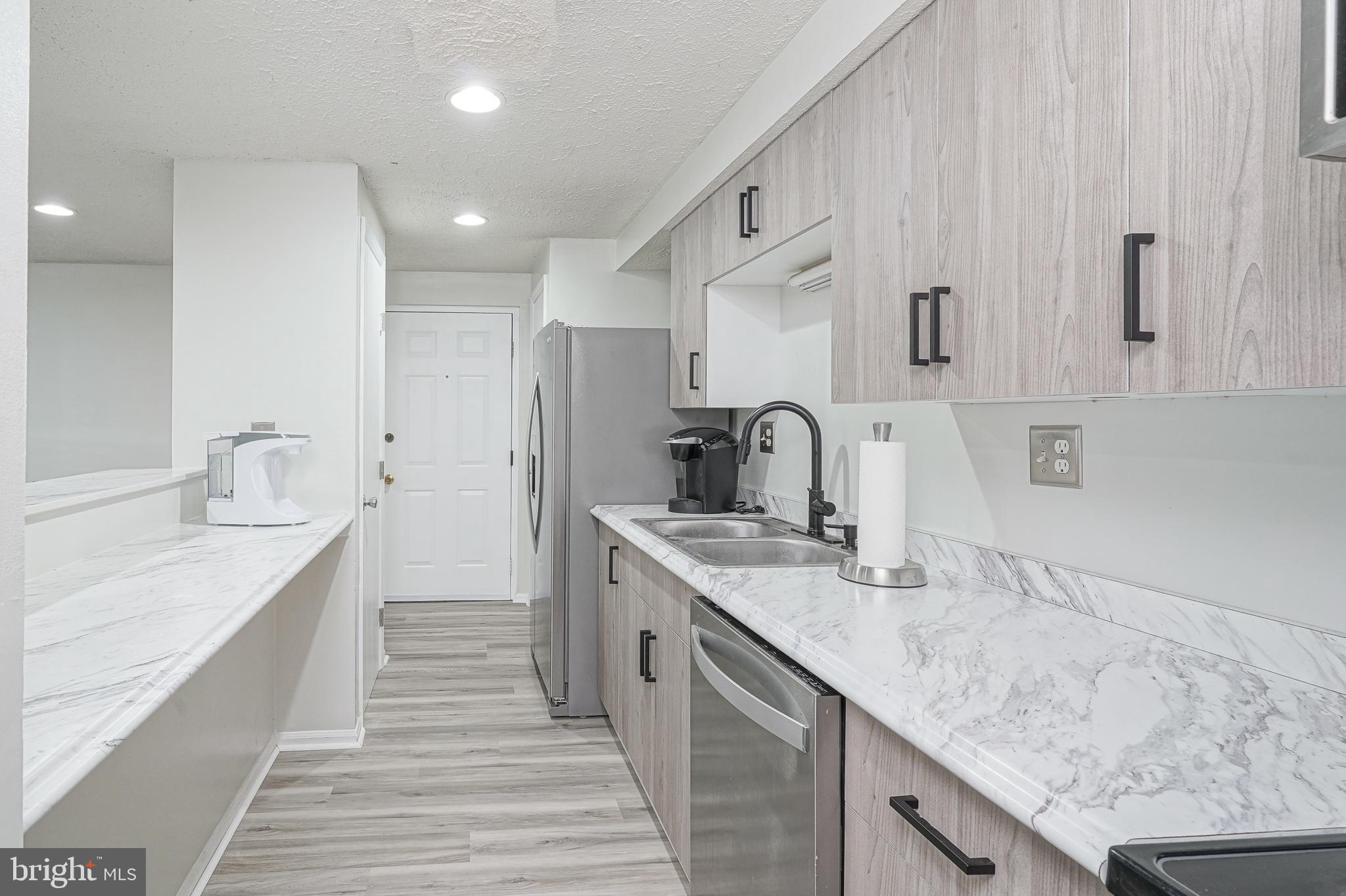 14 CRANBERRY COURT