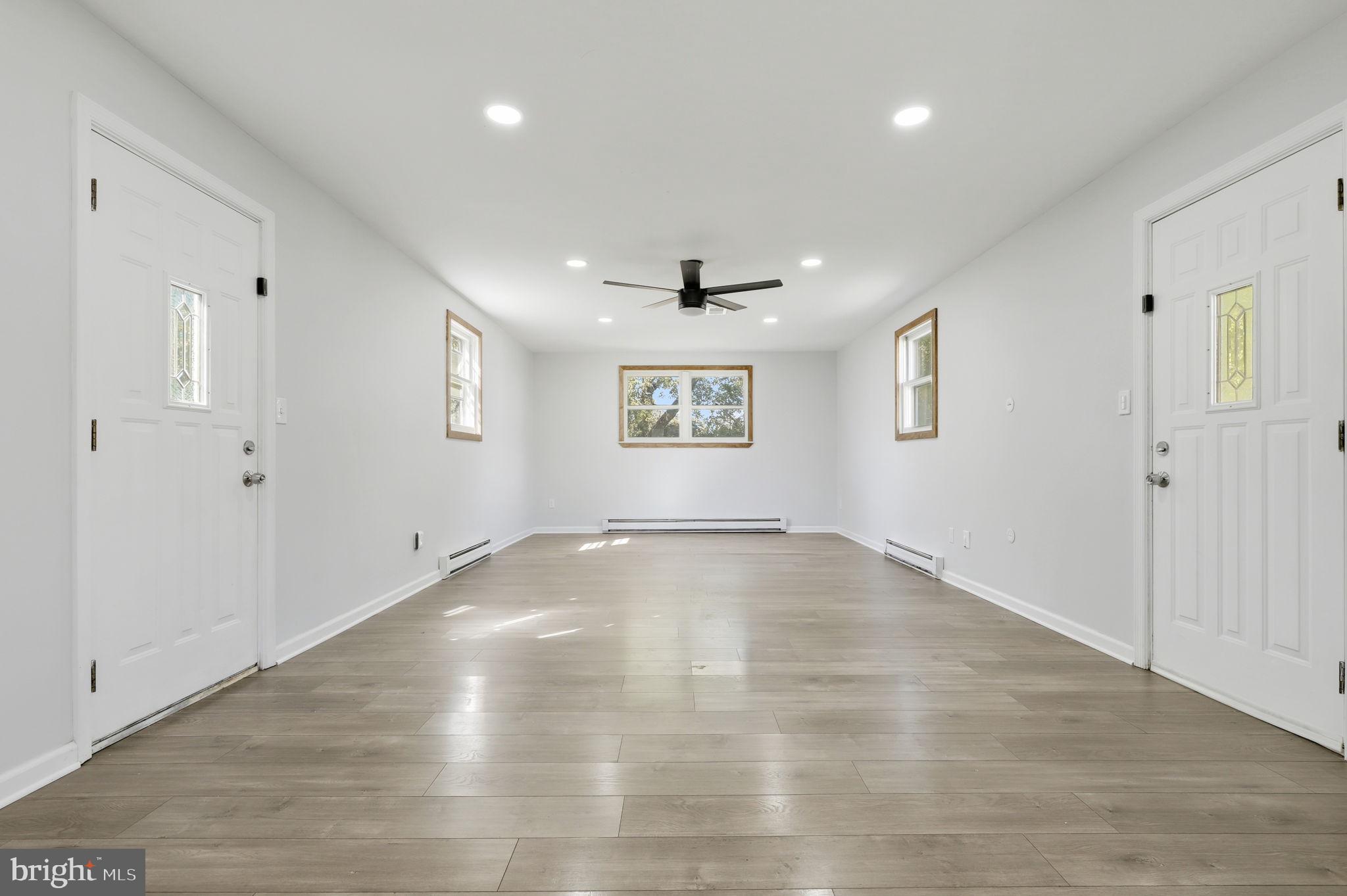 GLEN GARDENS - Residential