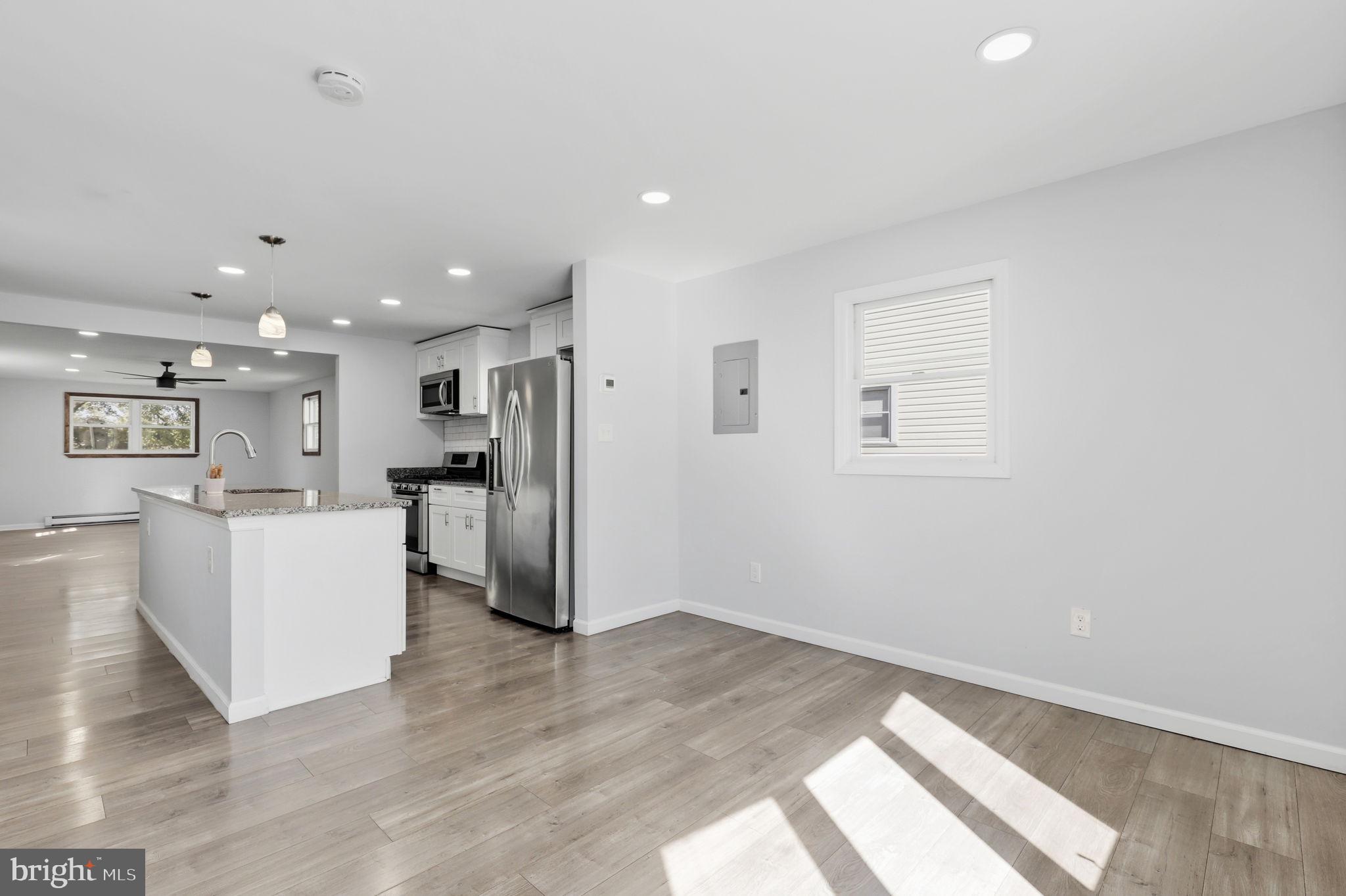 GLEN GARDENS - Residential