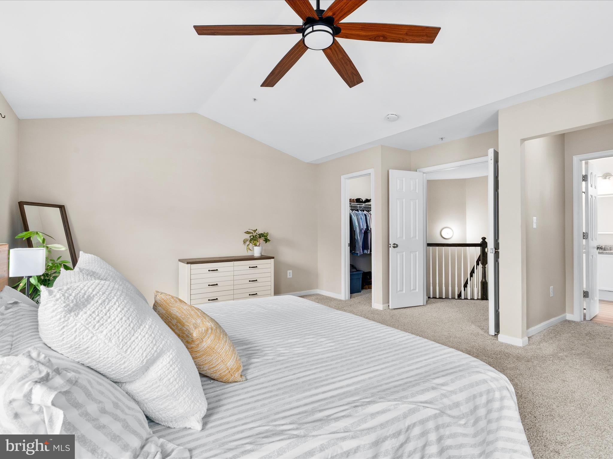 AVINGTON PARK - Residential