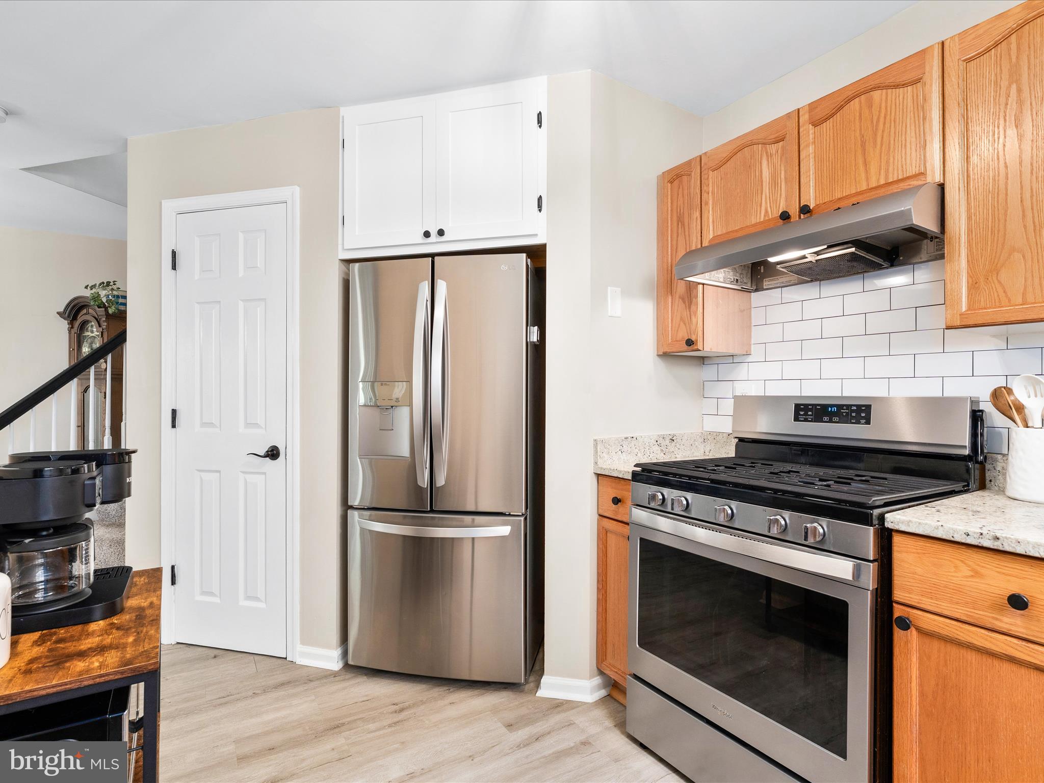 AVINGTON PARK - Residential