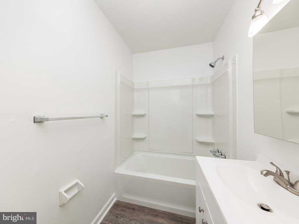 CENTRAL PARK TOWNHOMES - Residential