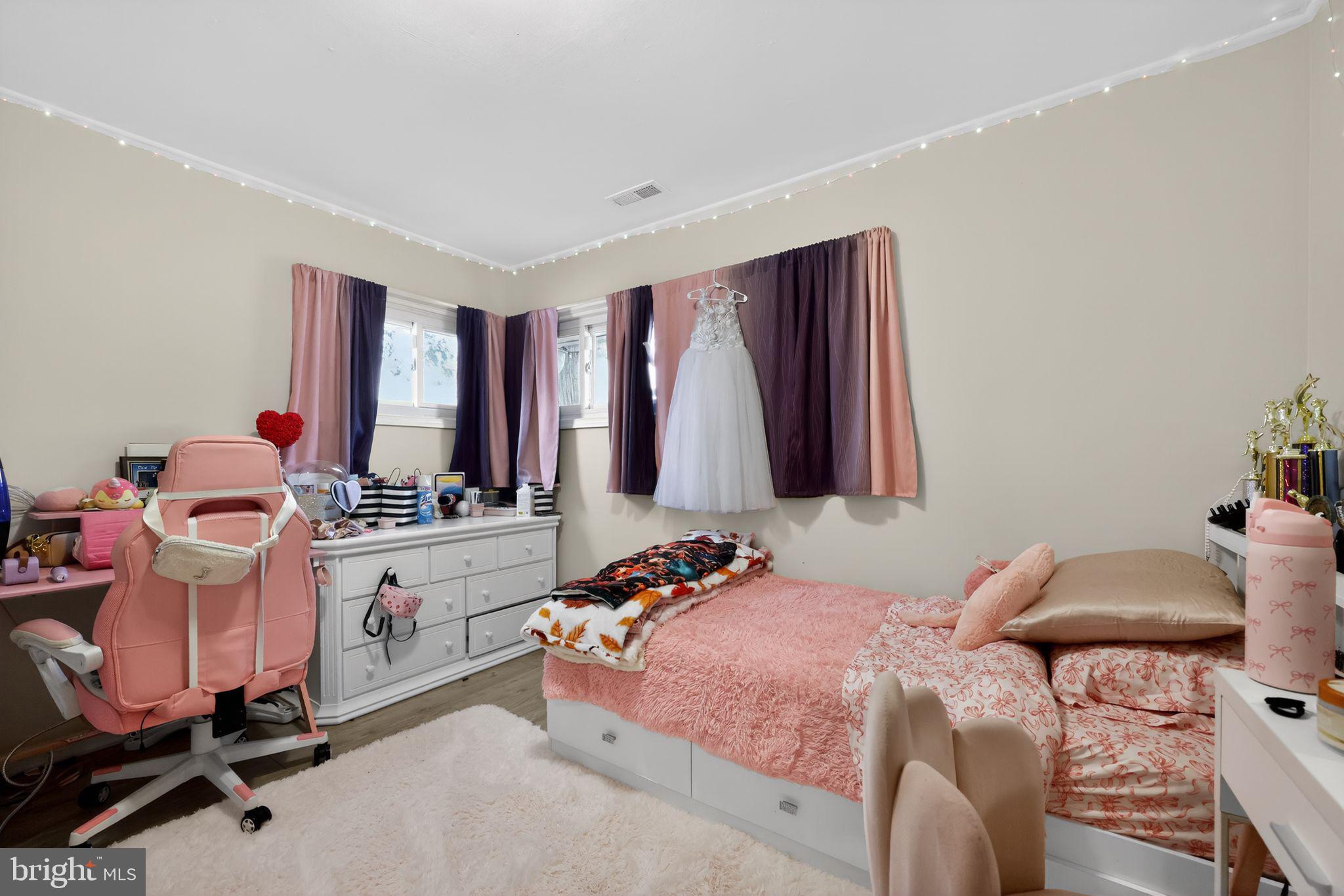 INDIAN CREEK - Residential