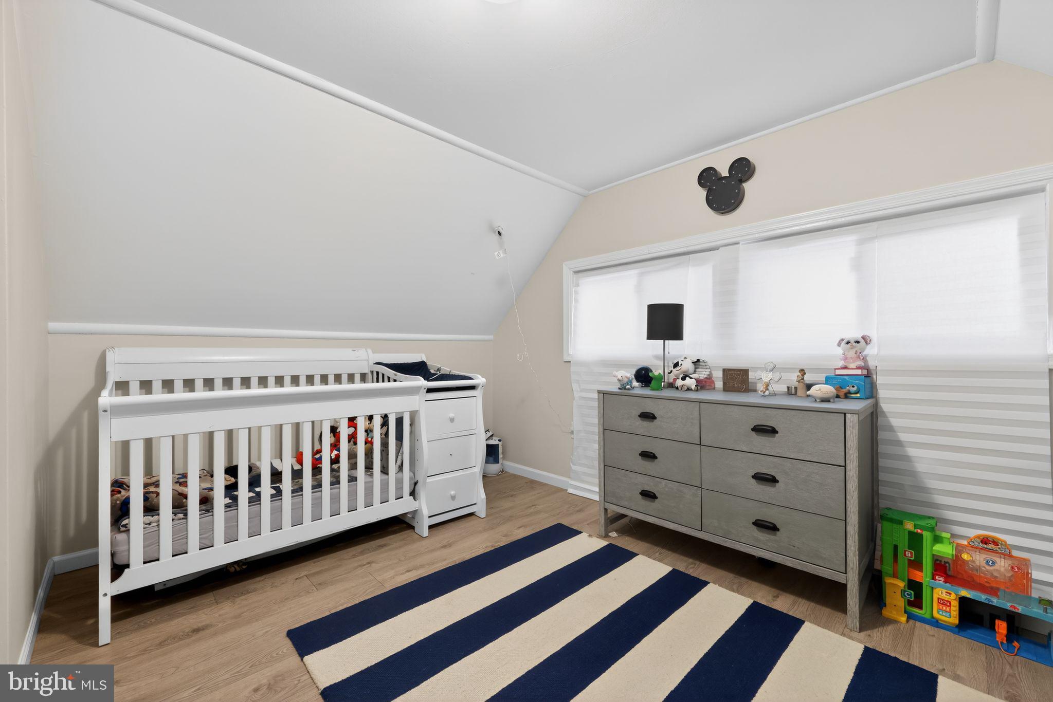 INDIAN CREEK - Residential