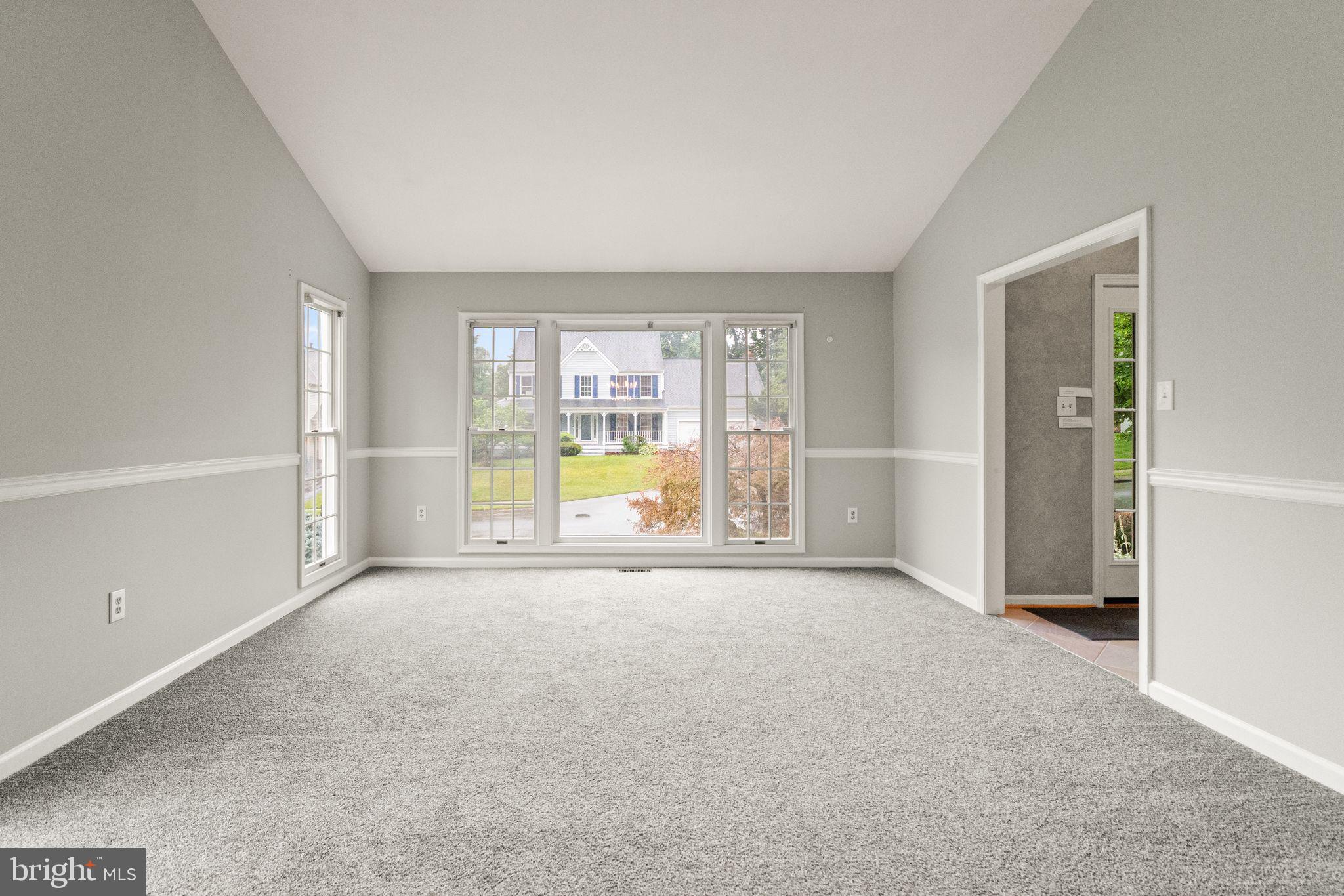 15253 SURREY HOUSE WAY