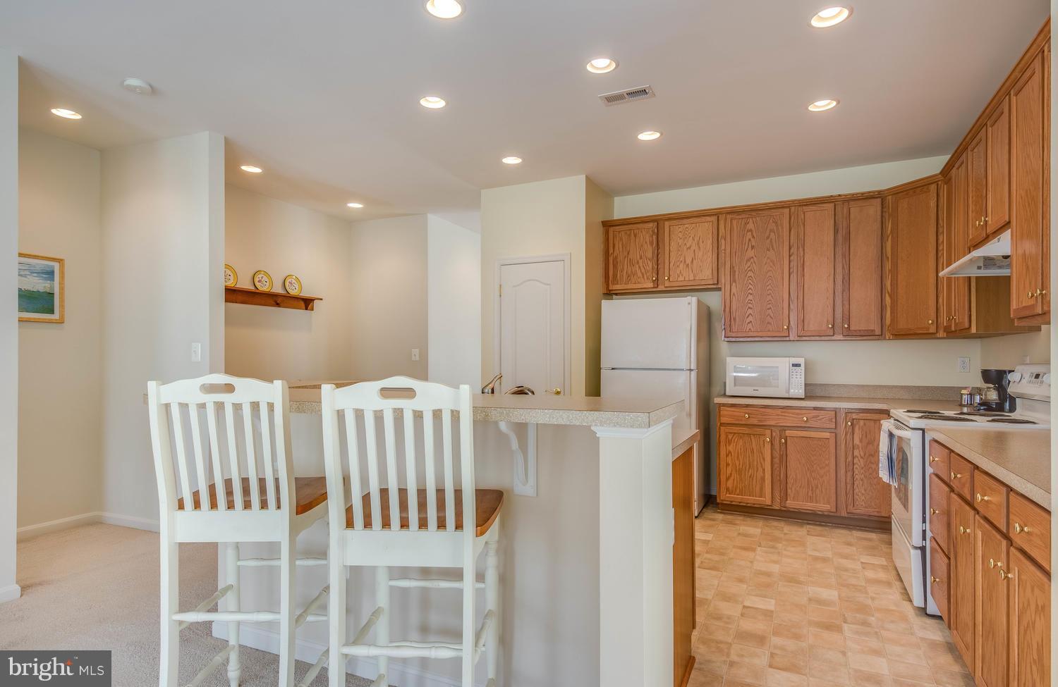 SYMPHONY VILLAGE AT CENTREVILLE - Residential