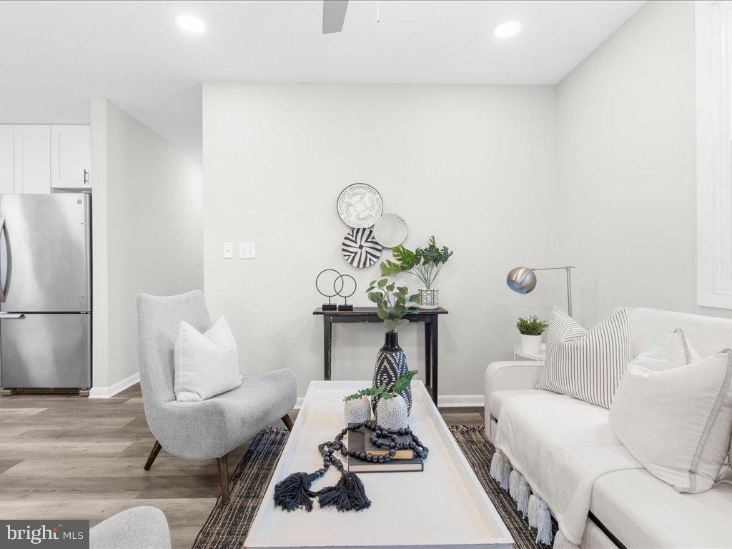 GLENDALE TERRACE - Residential