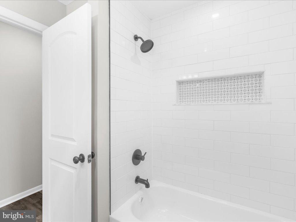 GLENDALE TERRACE - Residential