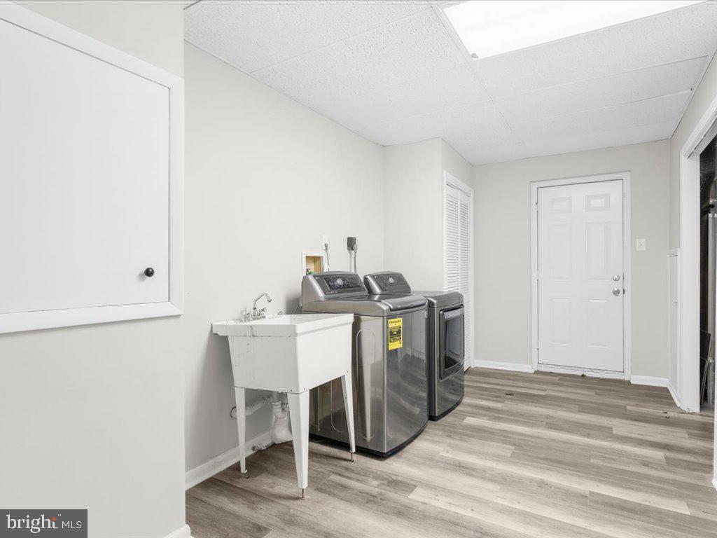 GLENDALE TERRACE - Residential