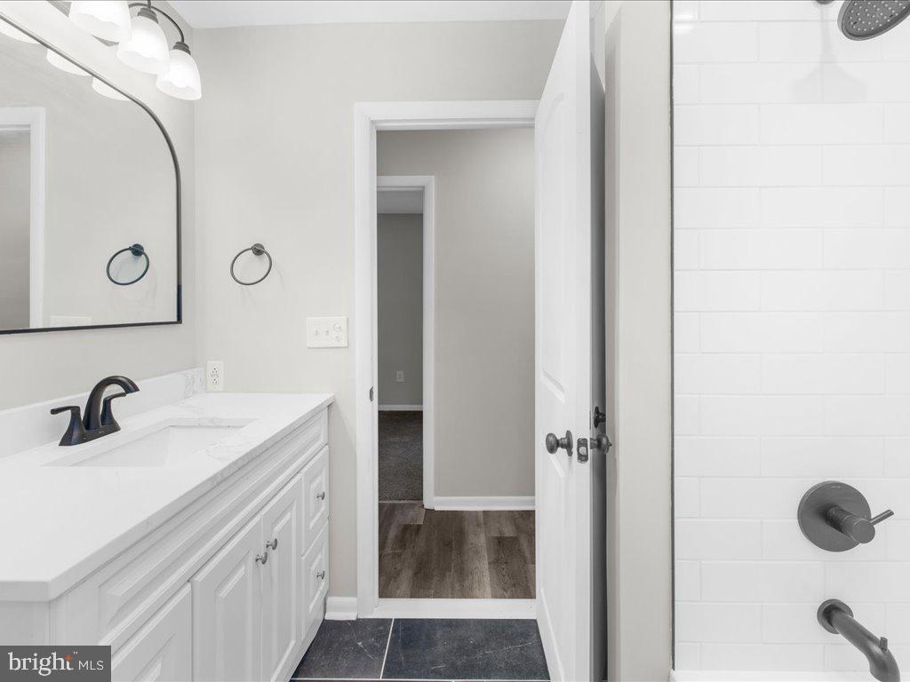 GLENDALE TERRACE - Residential