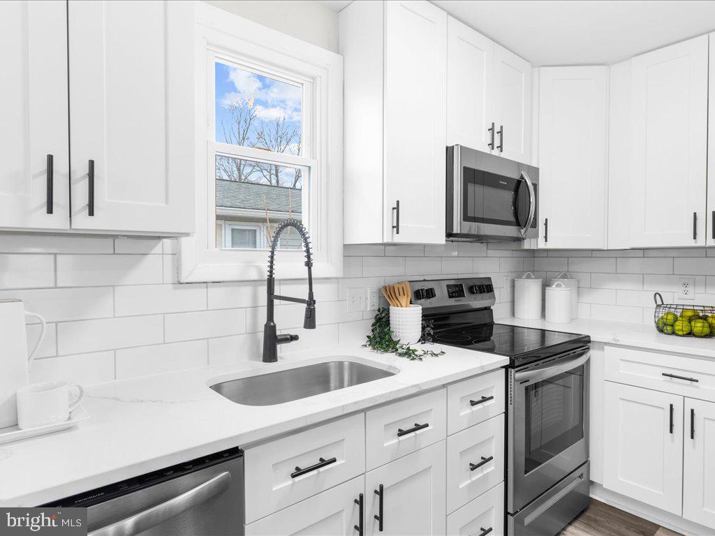 GLENDALE TERRACE - Residential