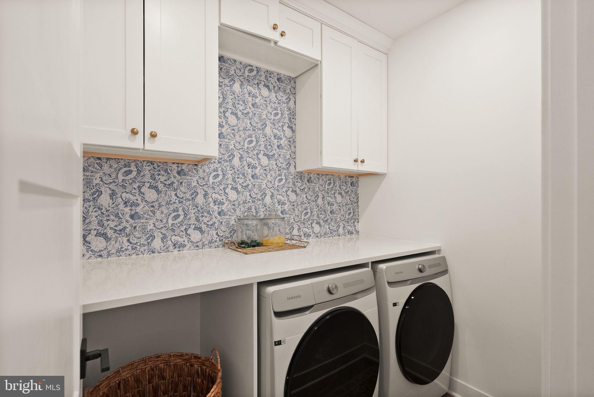 SADDLE RIDGE - Residential