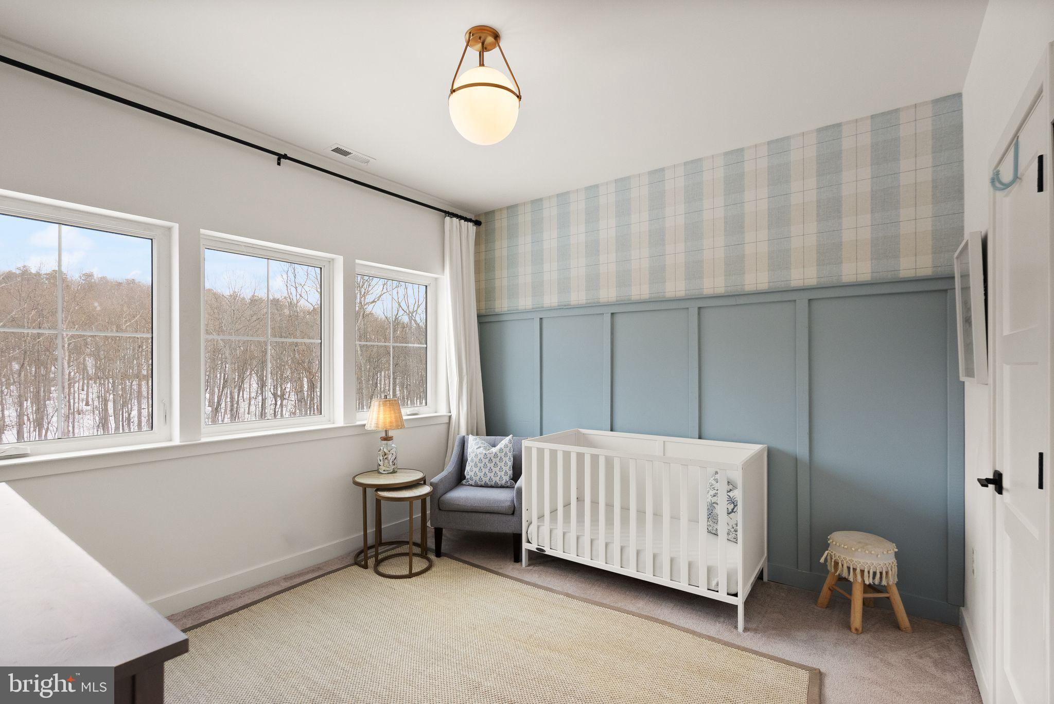 SADDLE RIDGE - Residential