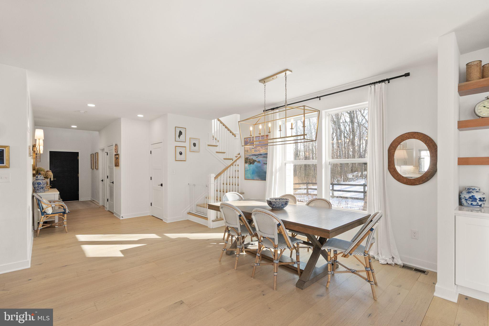 SADDLE RIDGE - Residential