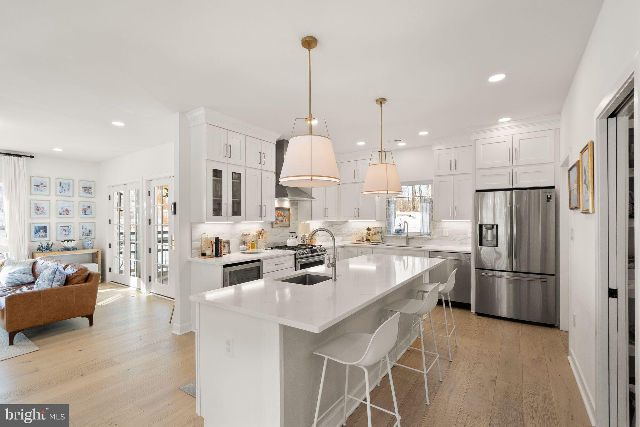 SADDLE RIDGE - Residential