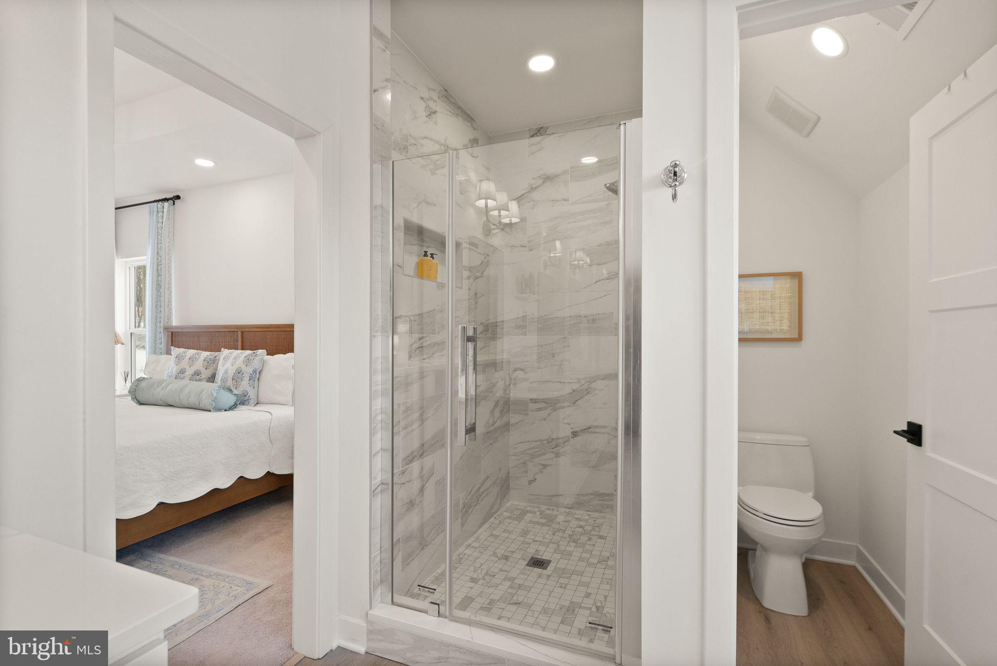 SADDLE RIDGE - Residential