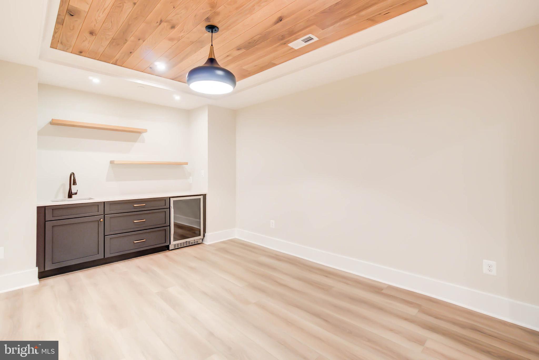 BATTERY PARK - Residential