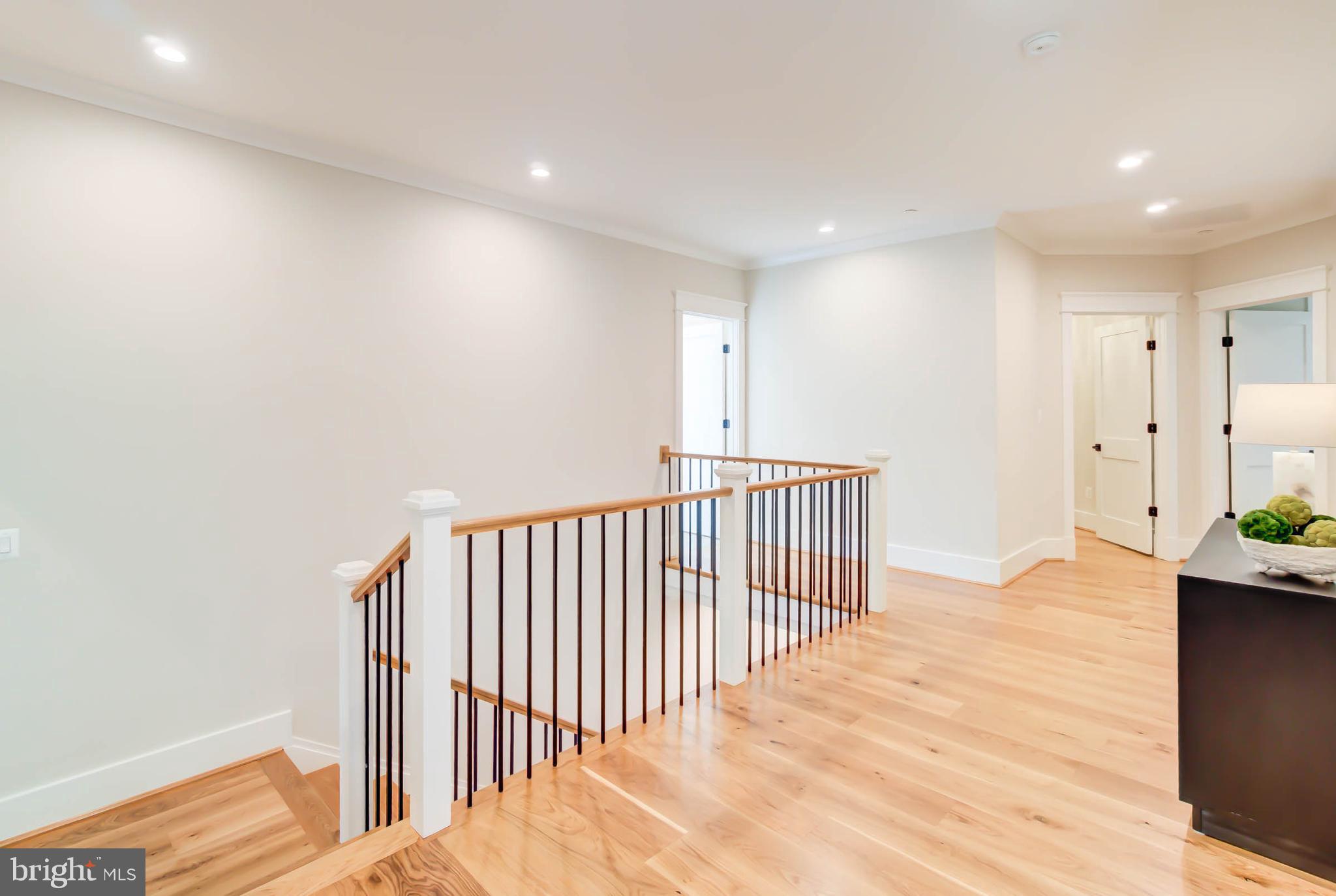 BATTERY PARK - Residential