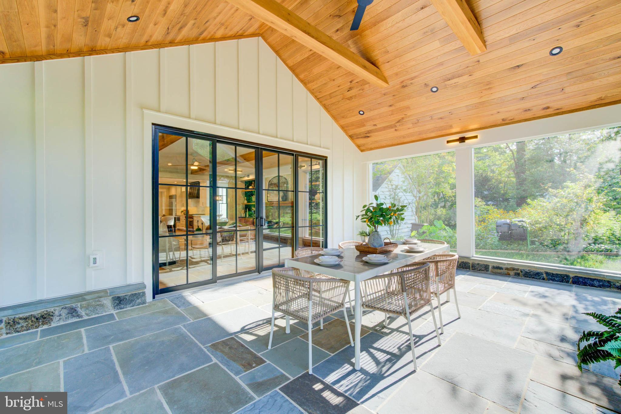 BATTERY PARK - Residential