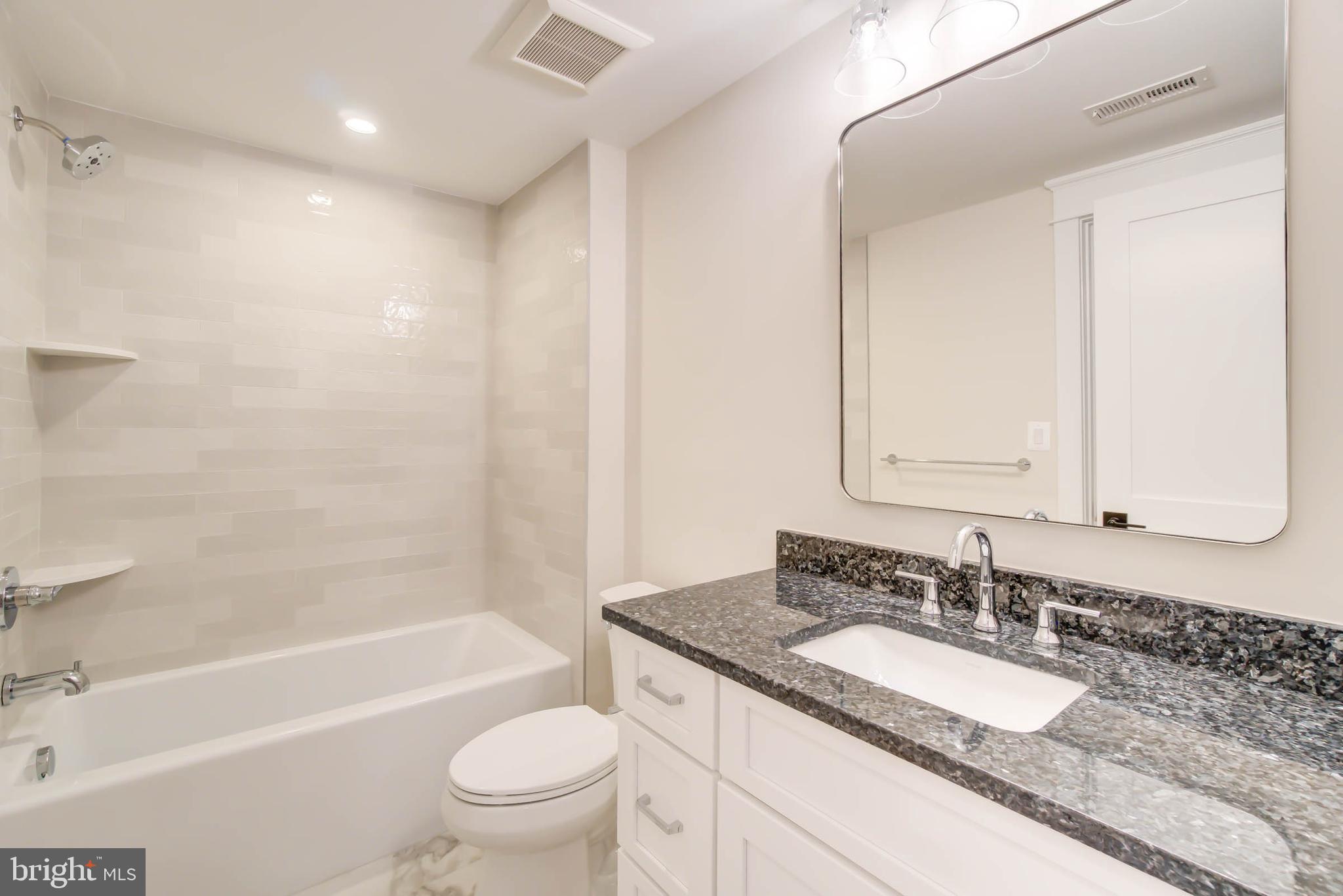 BATTERY PARK - Residential