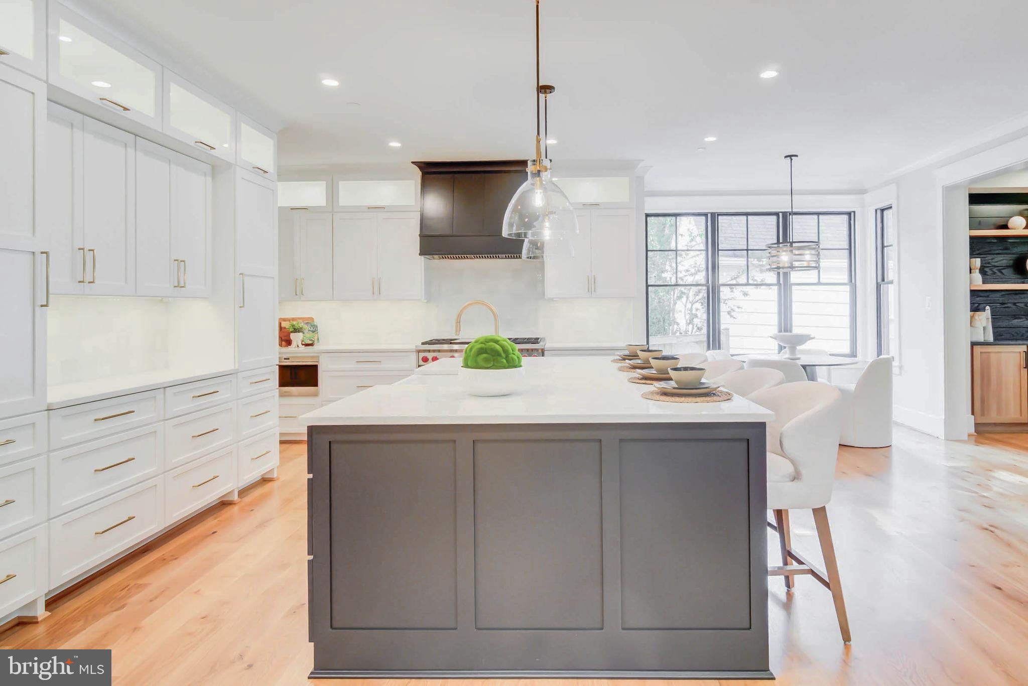 BATTERY PARK - Residential