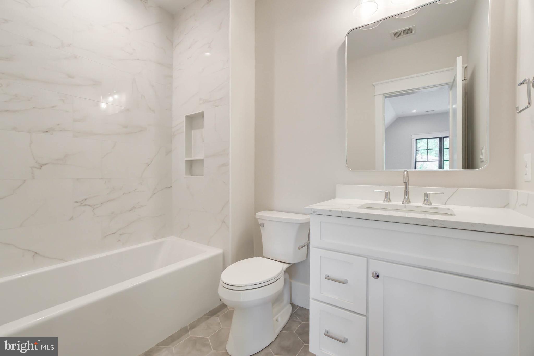 BATTERY PARK - Residential