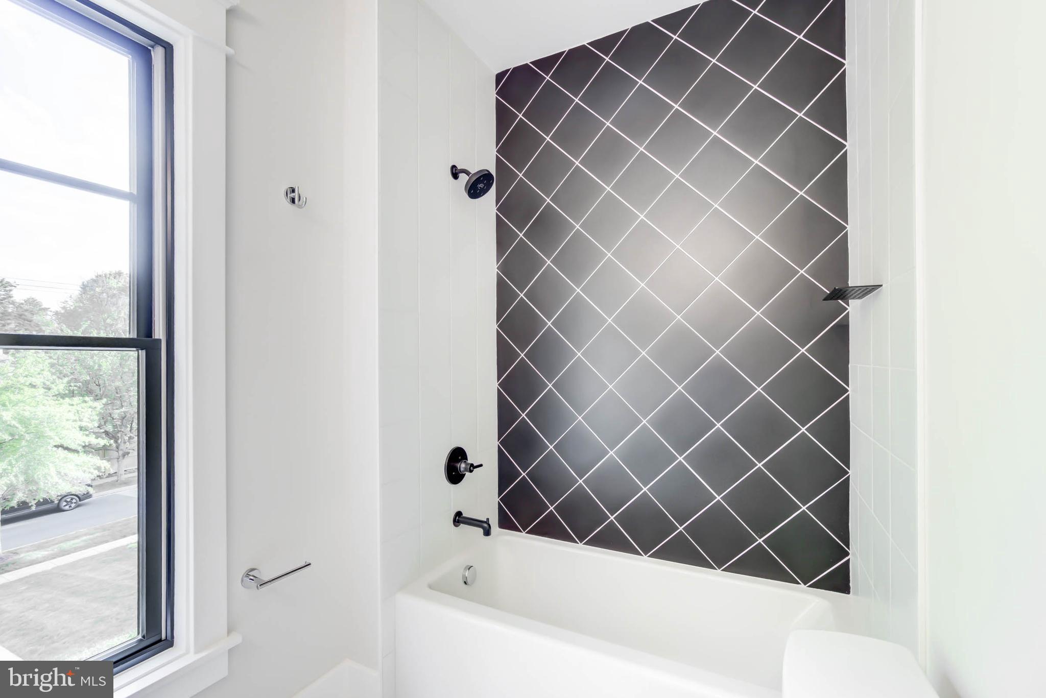 BATTERY PARK - Residential