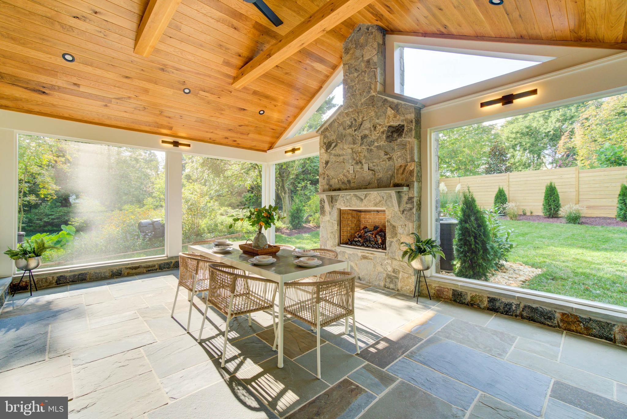 BATTERY PARK - Residential