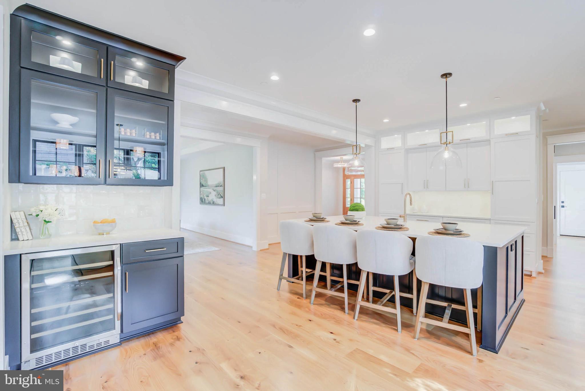 BATTERY PARK - Residential