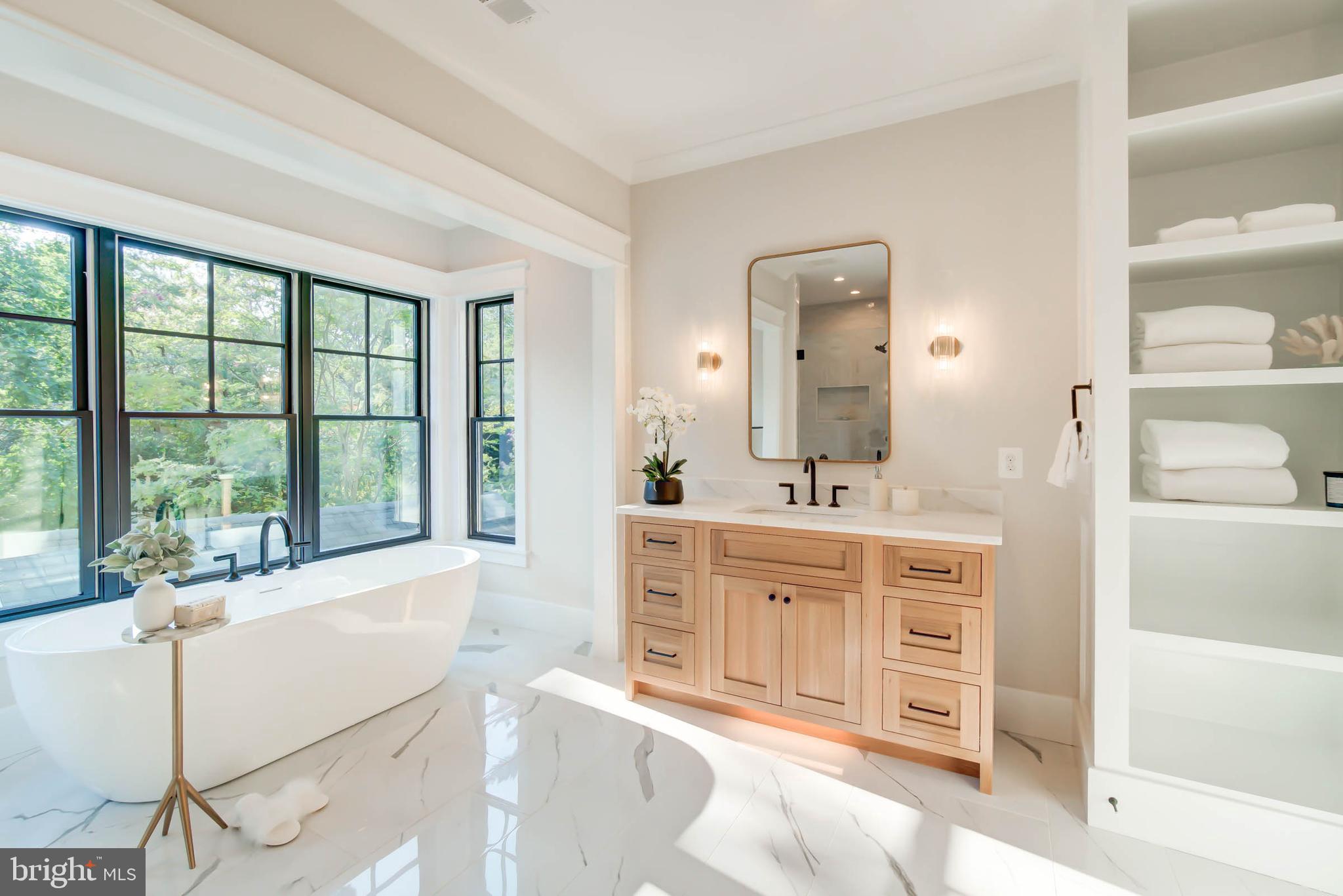 BATTERY PARK - Residential