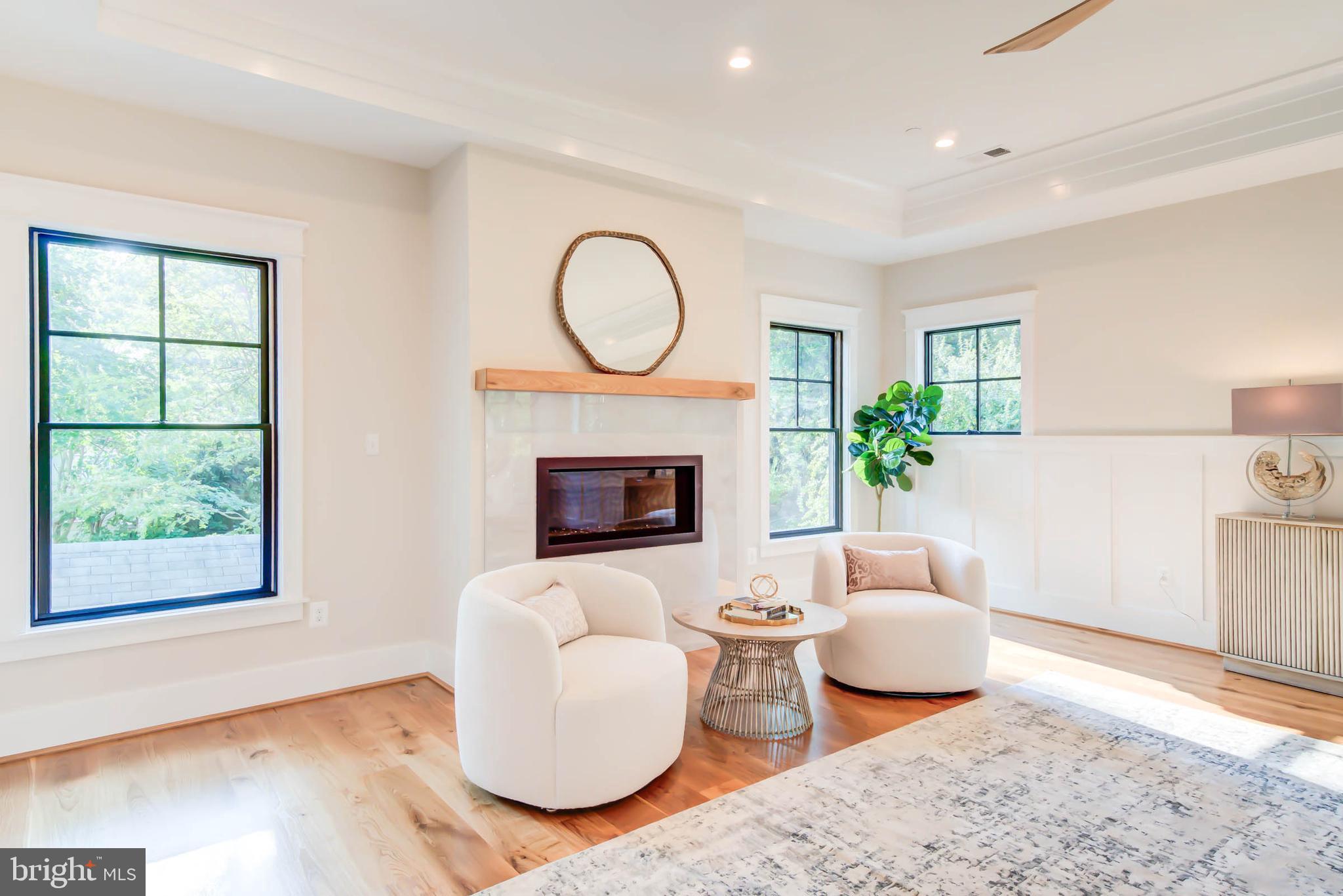 BATTERY PARK - Residential