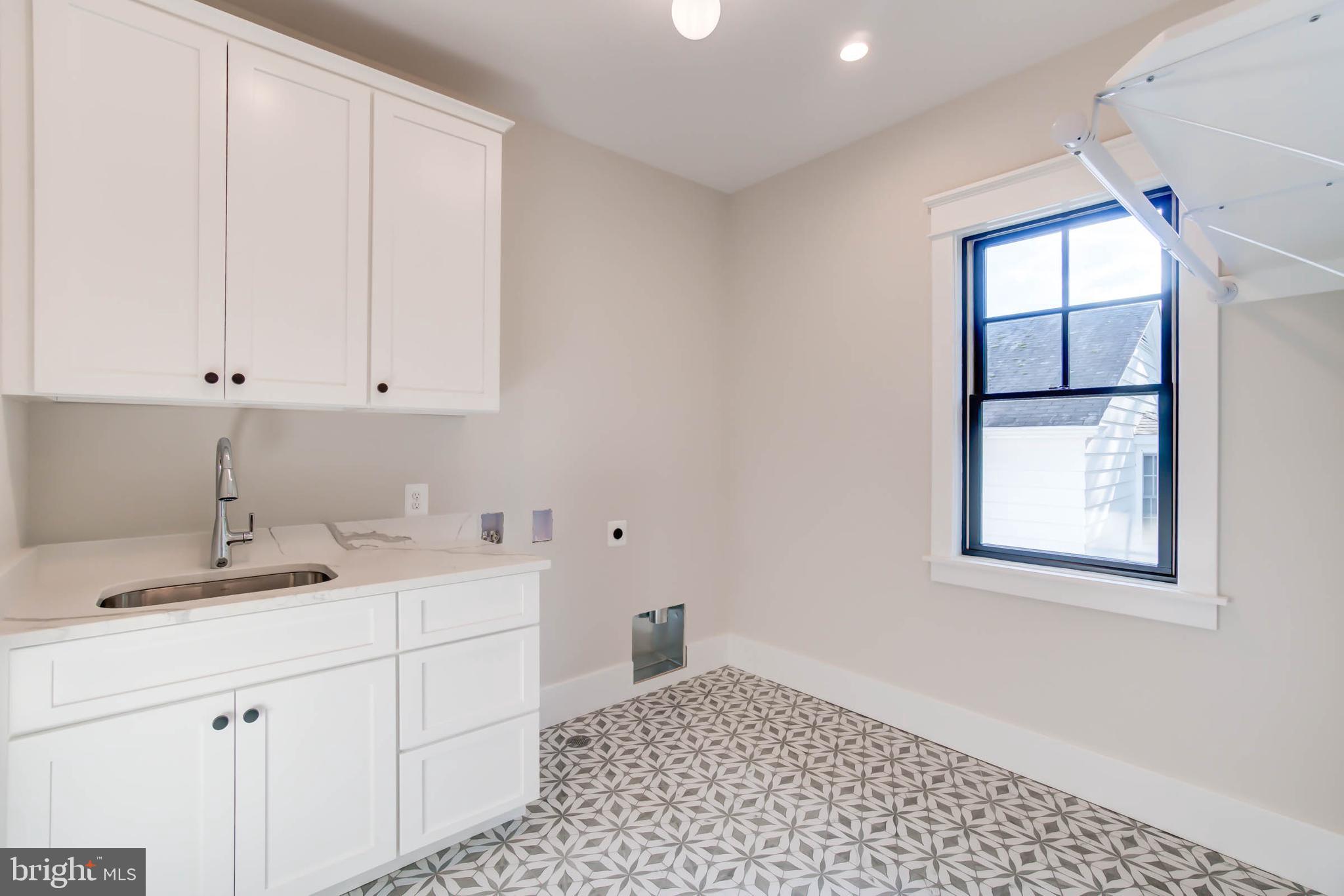 BATTERY PARK - Residential