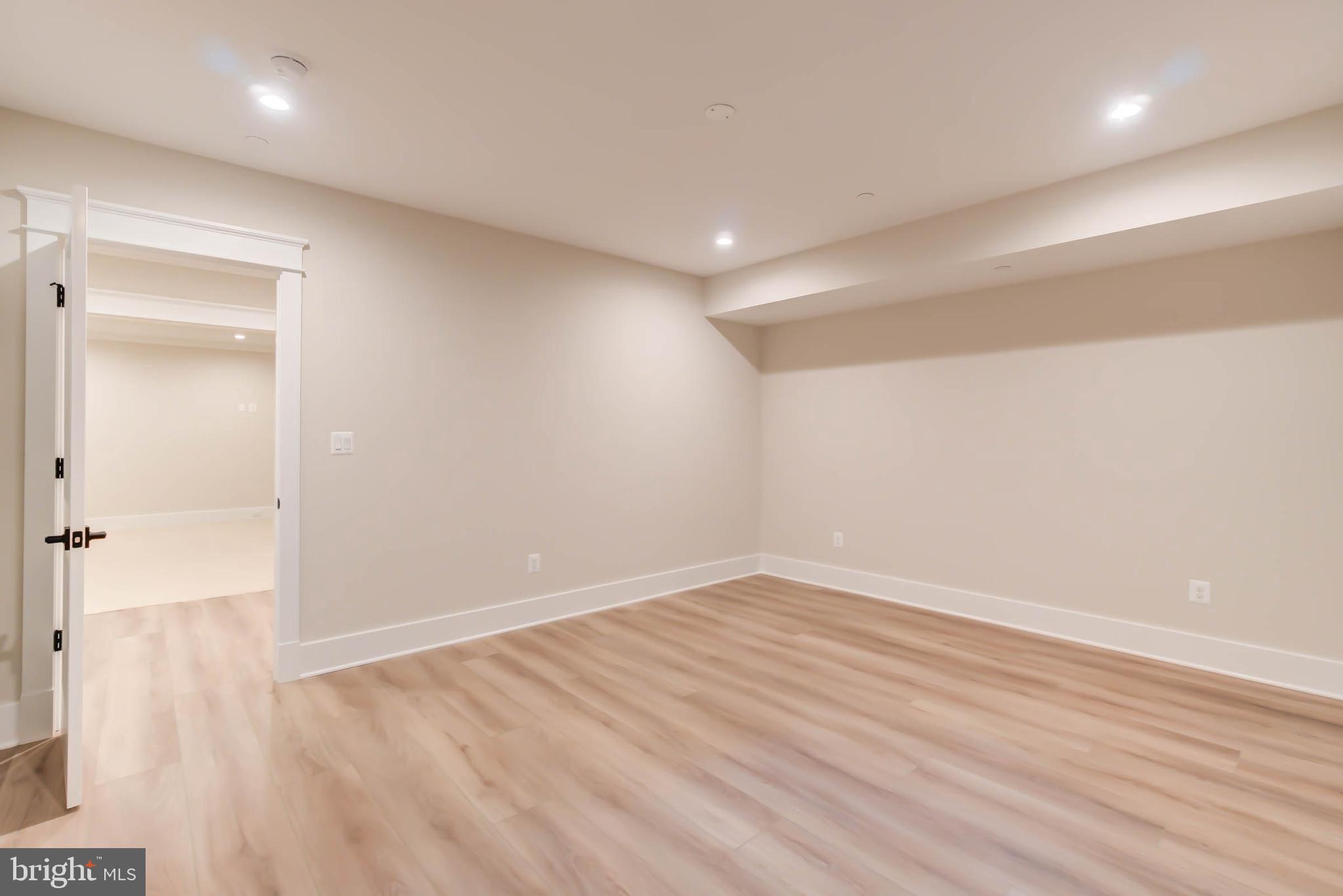 BATTERY PARK - Residential