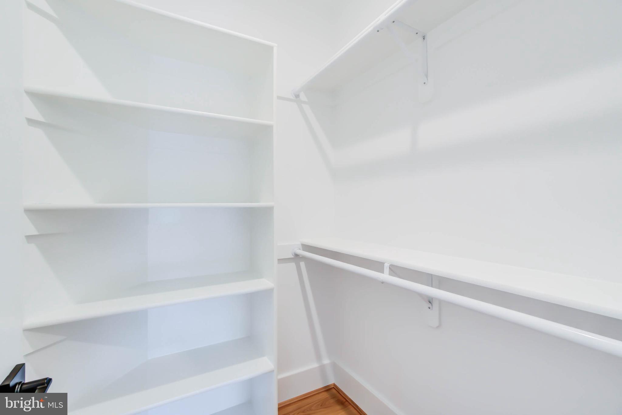 BATTERY PARK - Residential